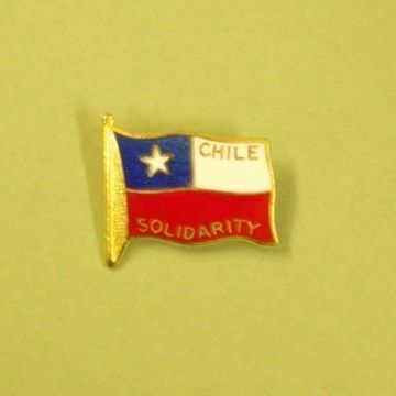032852 Badge CHILE SOLIDARITY. £6.00